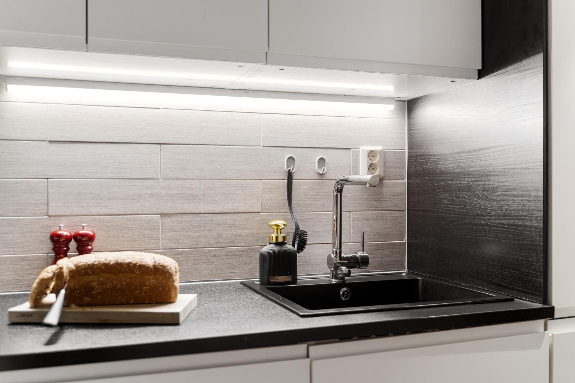Solsiden Modern Stay: King Beds, Private Entry Trondheim Eksteriør bilde